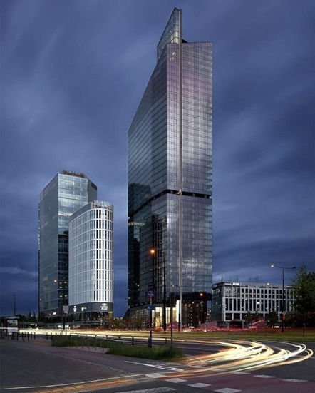 The photo of the Skyliner building